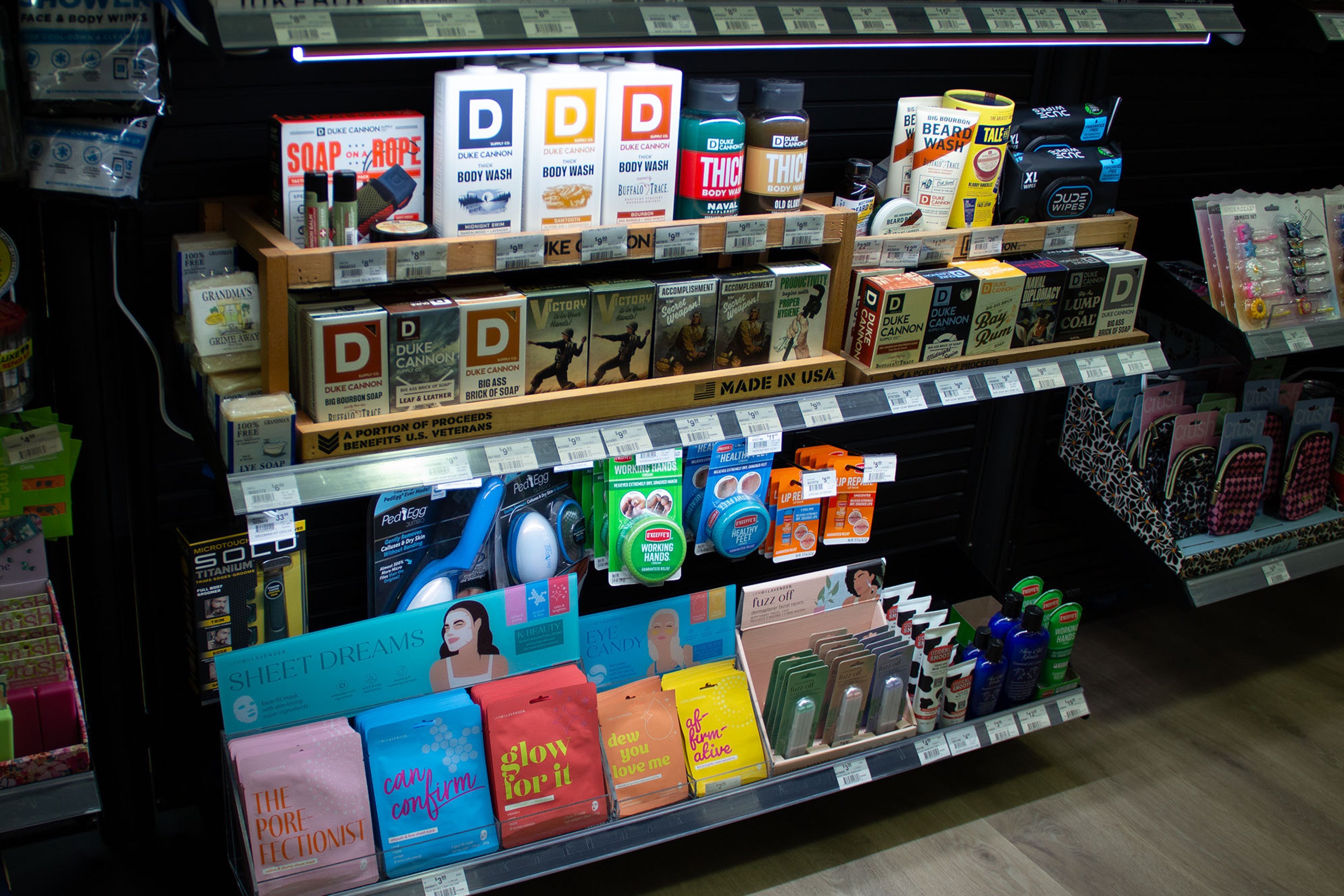 LED Retail Shelf Lighting Fixtures – Armacost Lighting